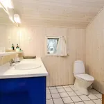 Nyaraló 7 Person Holiday Home In Rorvig *