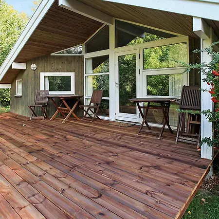 Cozy Retreat In Haven-by Traum *